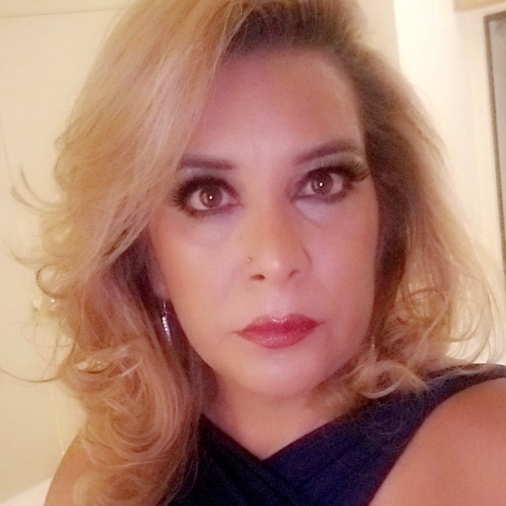 Meet your Posher, Nina